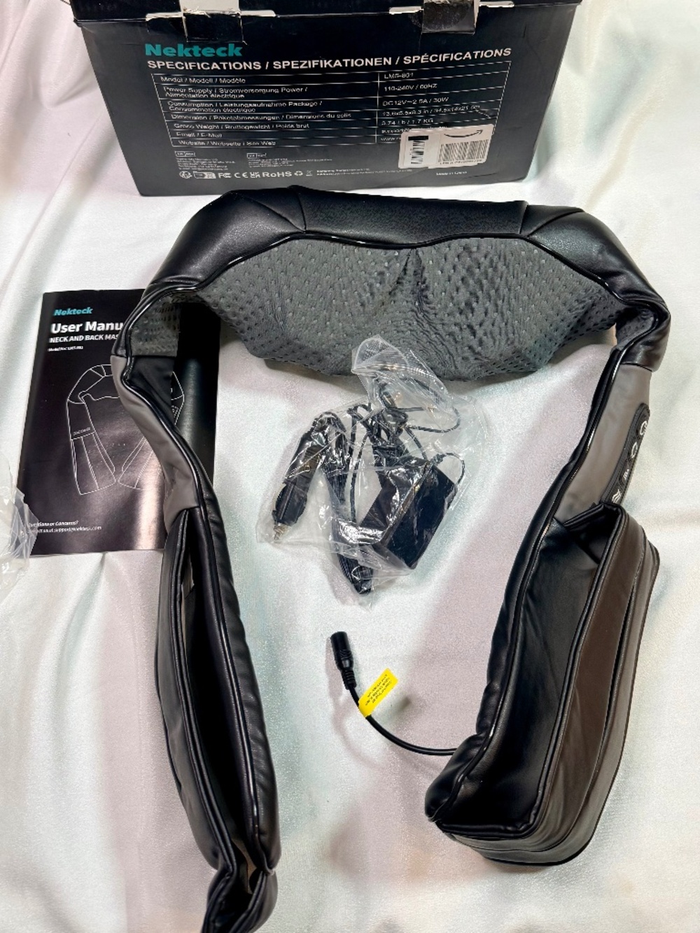 Nekteck Neck & Back Shiatsu Massager with Heat LMS-801 NEW Open Box